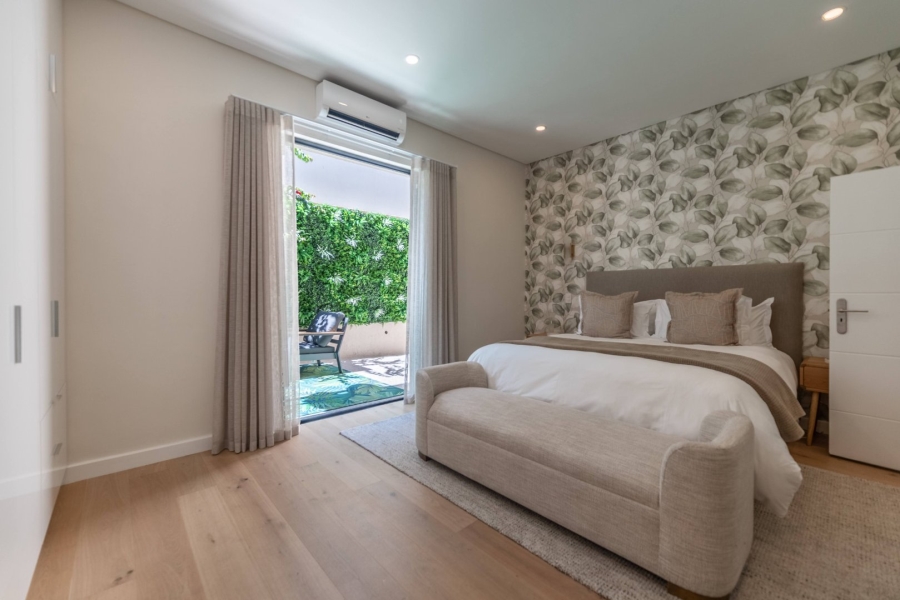 To Let 2 Bedroom Property for Rent in Sea Point Western Cape